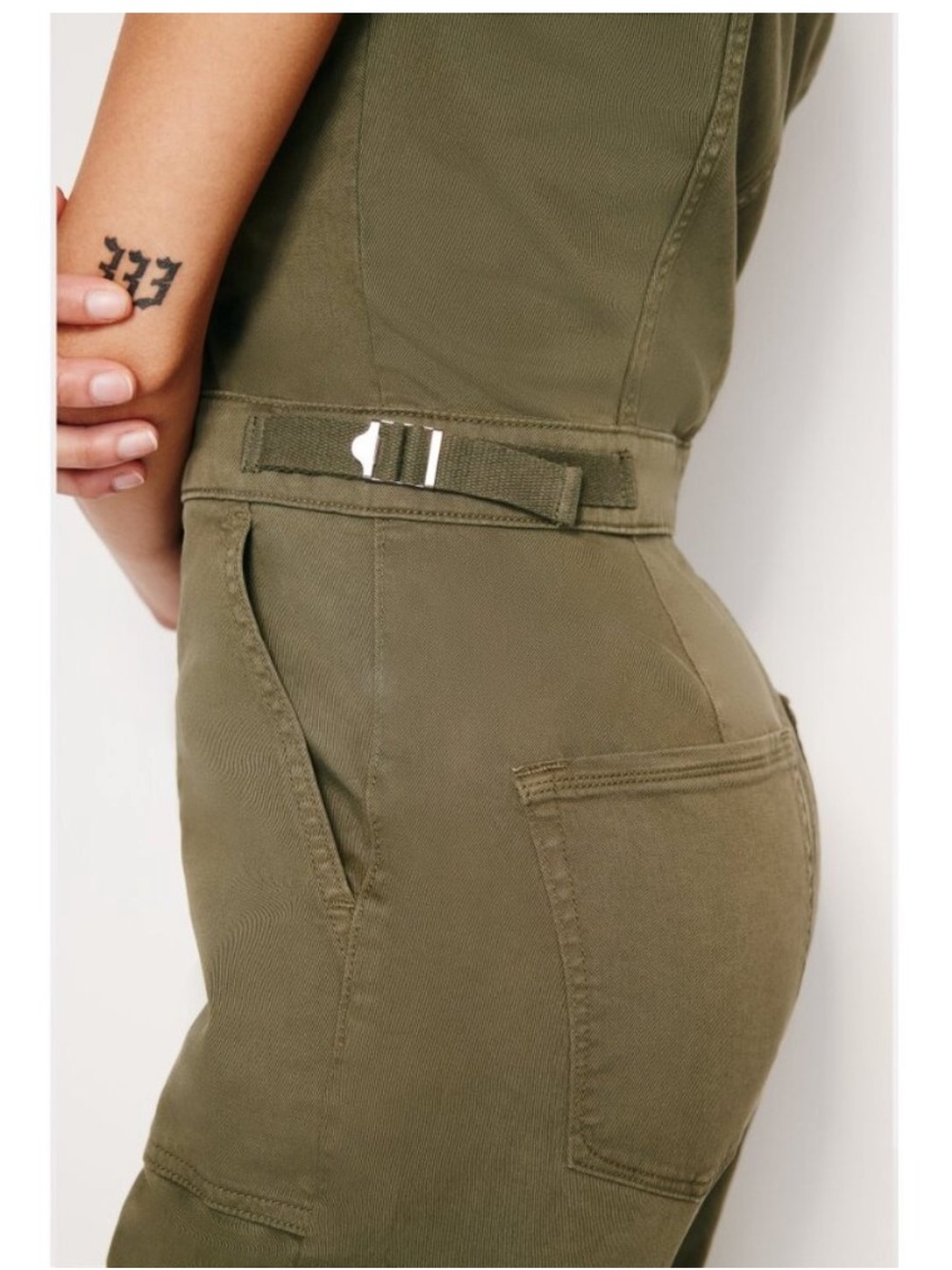 NWT Good American Fit for Success
Jumpsuit - Fatigue Green Size XS - Picture 5 of 5